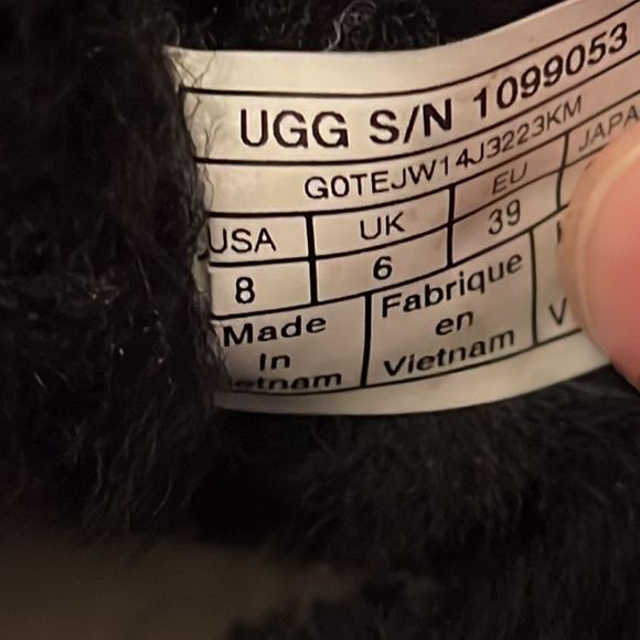 Ugg suide ankle boots size 8 - Picture 10 of 10